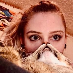 Meet your Posher, Brittany